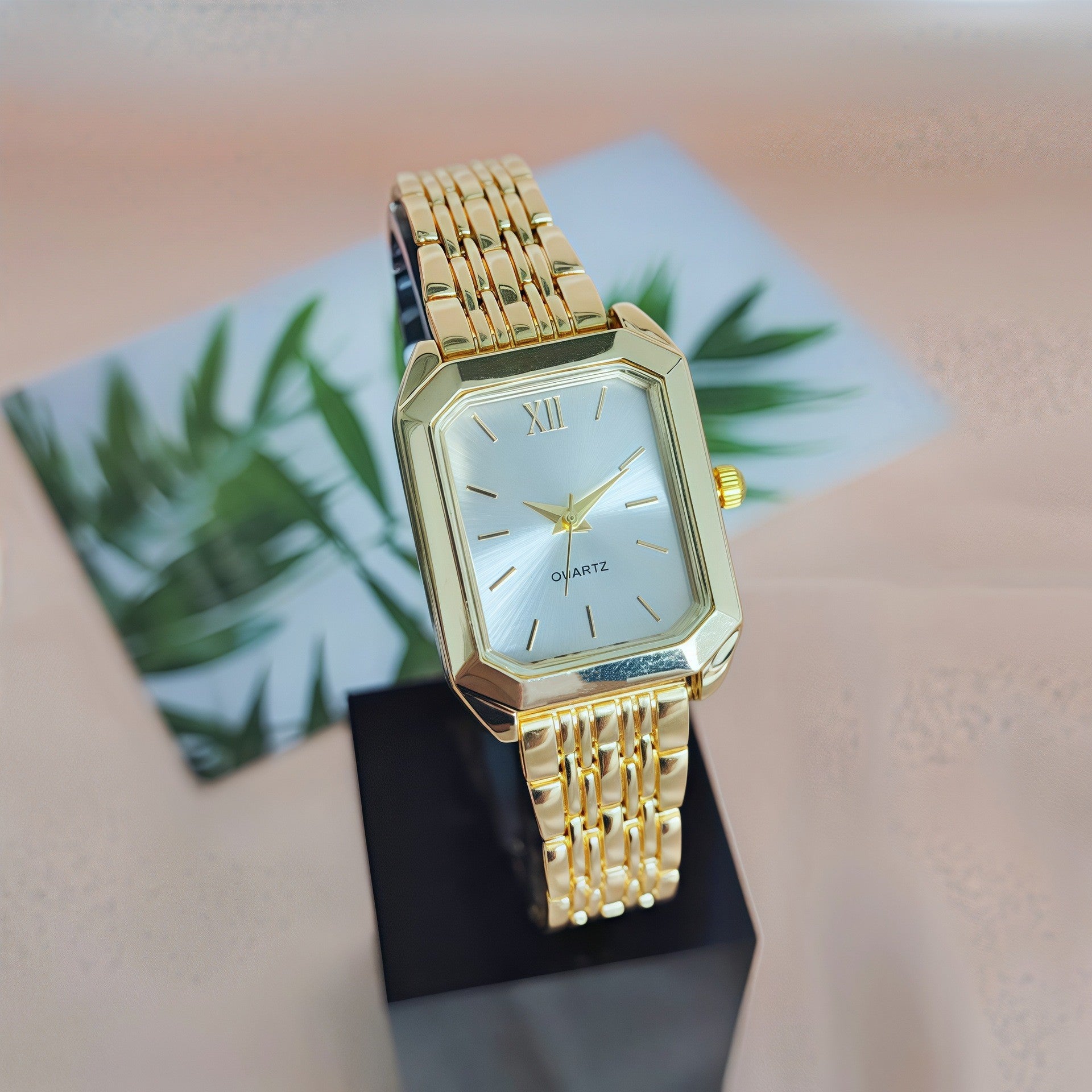 Elegant Time™ Montre Femme – Cadran Rectangulaire Couleurs Variées